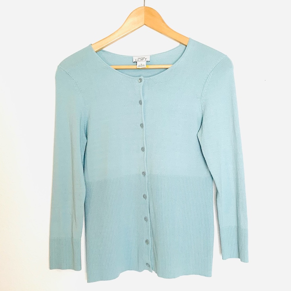 Like New Ann Taylor LOFT Periwinkle Pastel Spring Blue Cardigan Sz S